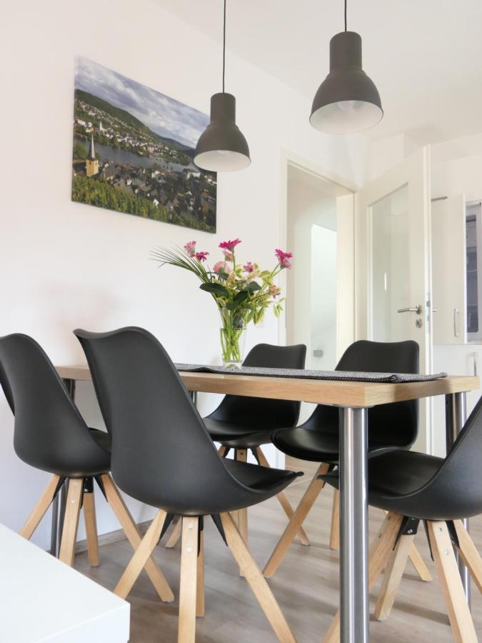 Ferienwohnungen Und Appartements - Haus Budinger Alf Luaran gambar