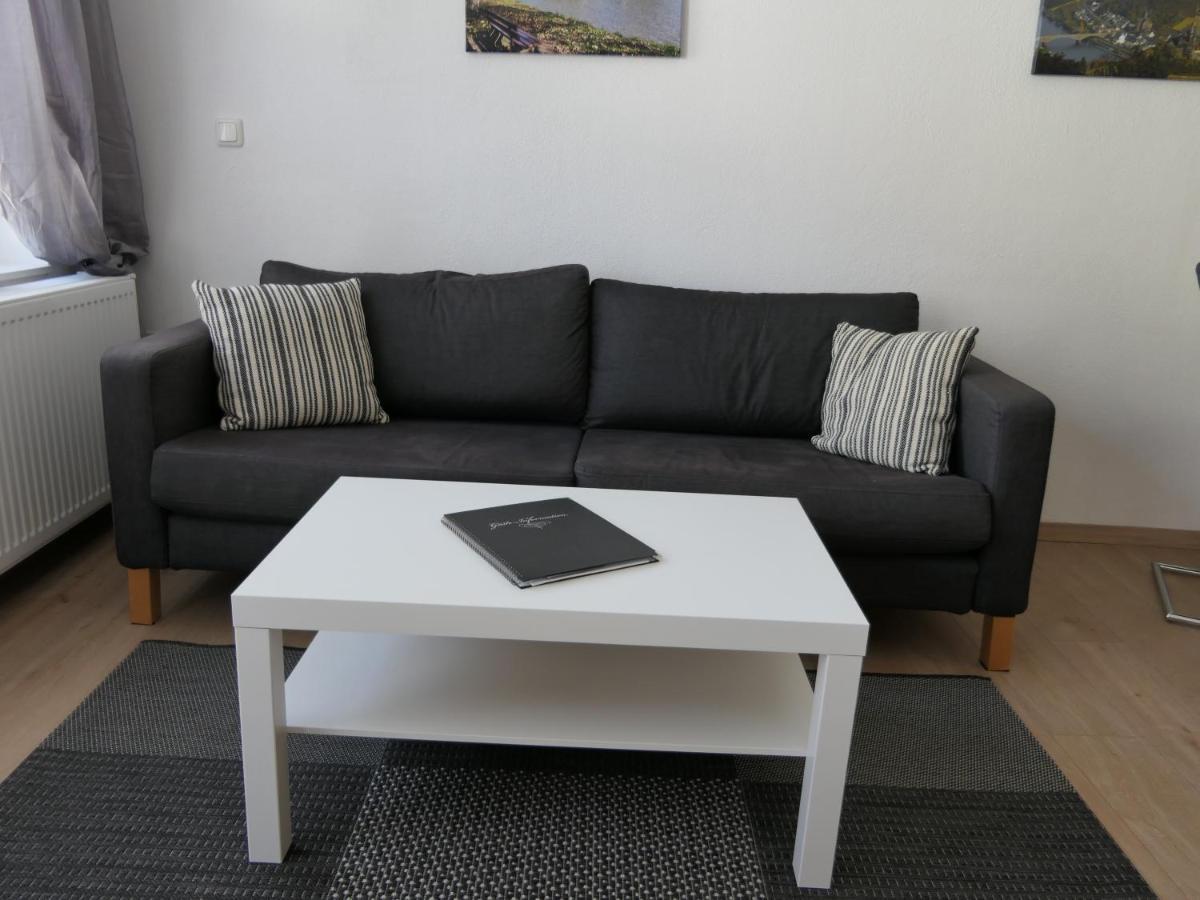 Ferienwohnungen Und Appartements - Haus Budinger Alf Luaran gambar