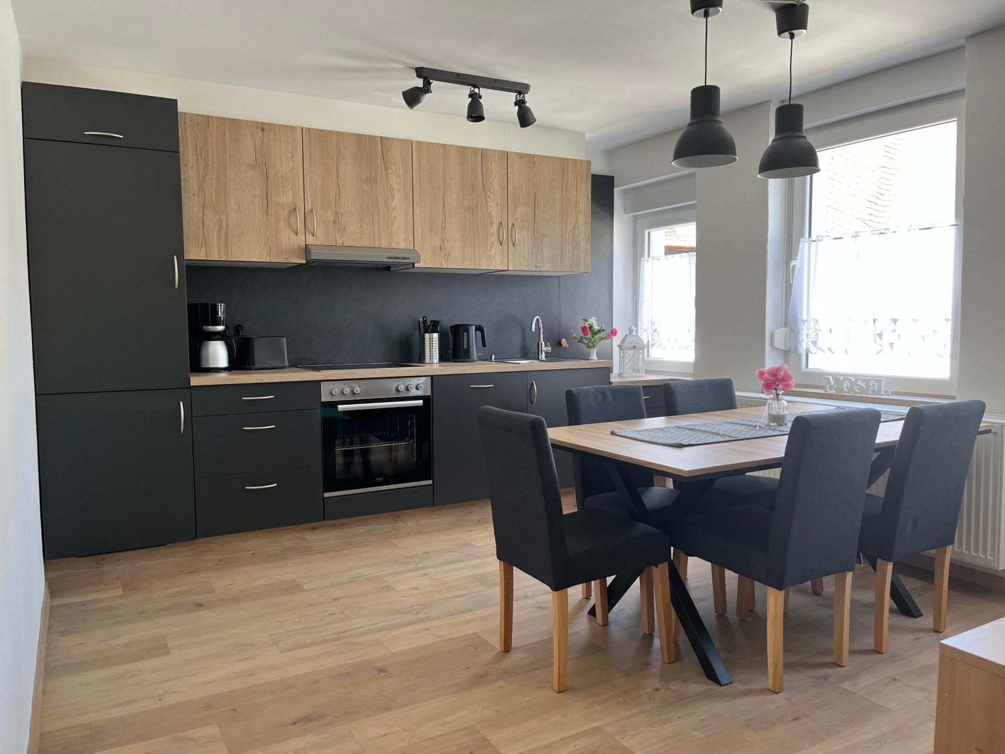 Ferienwohnungen Und Appartements - Haus Budinger Alf Luaran gambar
